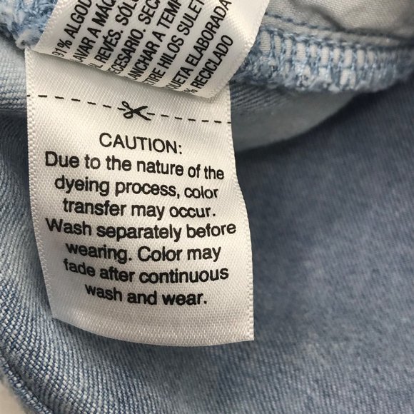 Universal Thread Women's Size 2 High Rise Midi Short Blue Denim Light Acid Wash - Picture 16 of 16